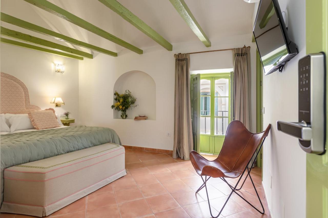 Nuea Giralda Hotel 2*
